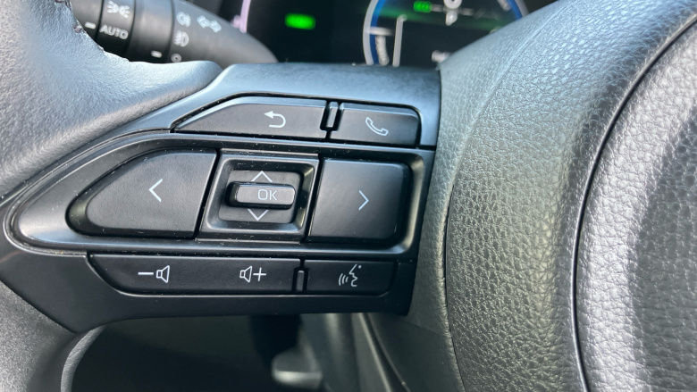 Toyota Yaris 1.5 Hybrid Design 5dr CVT Hybrid Hatchback